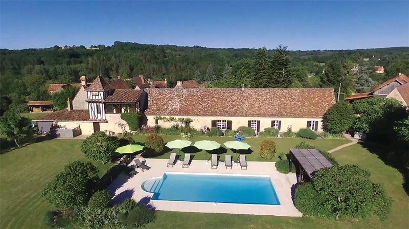 La Ferme De L'Embellie Gites Et Chambres D'Hotes Le Buisson-de-Cadouin Exteriör bild