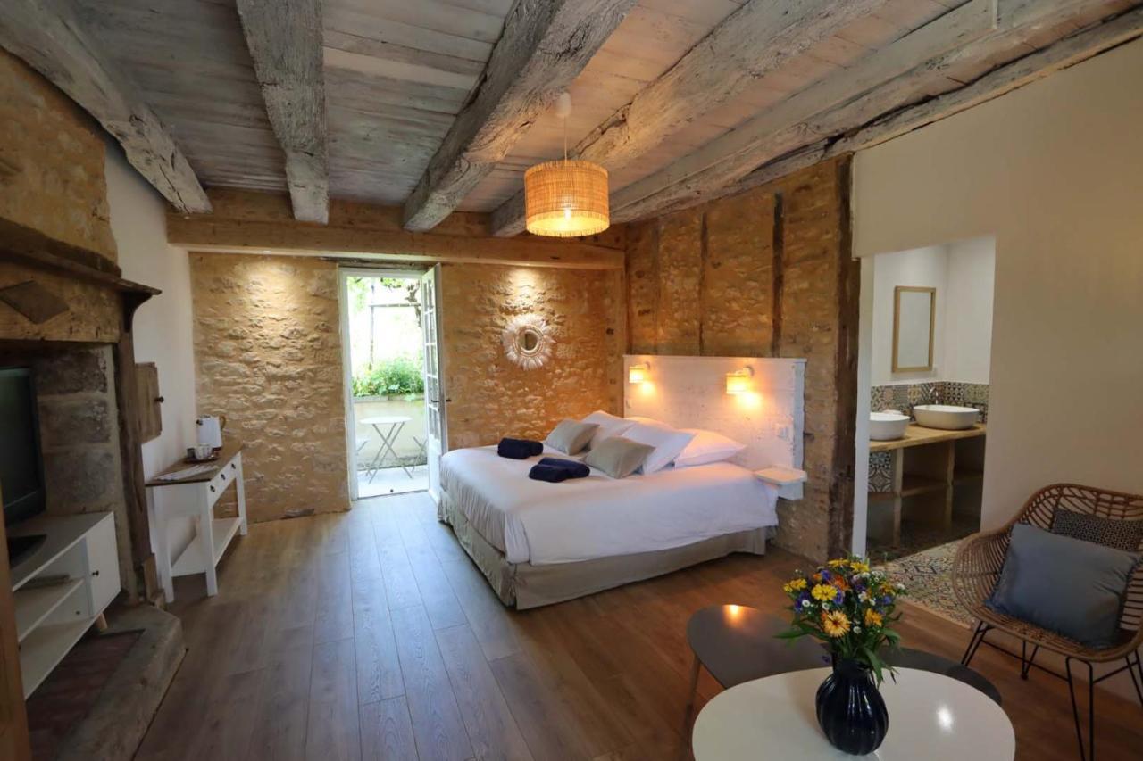 La Ferme De L'Embellie Gites Et Chambres D'Hotes Le Buisson-de-Cadouin Exteriör bild