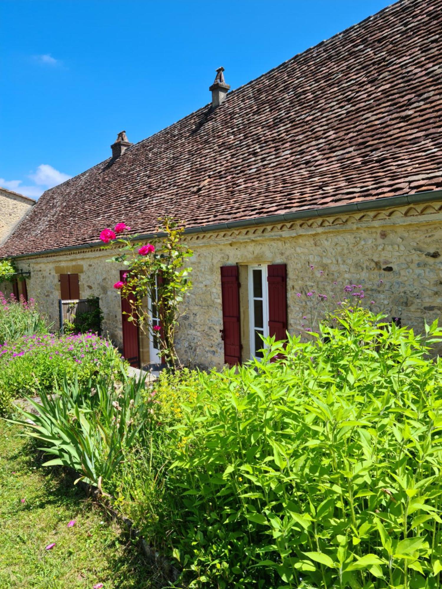 La Ferme De L'Embellie Gites Et Chambres D'Hotes Le Buisson-de-Cadouin Exteriör bild