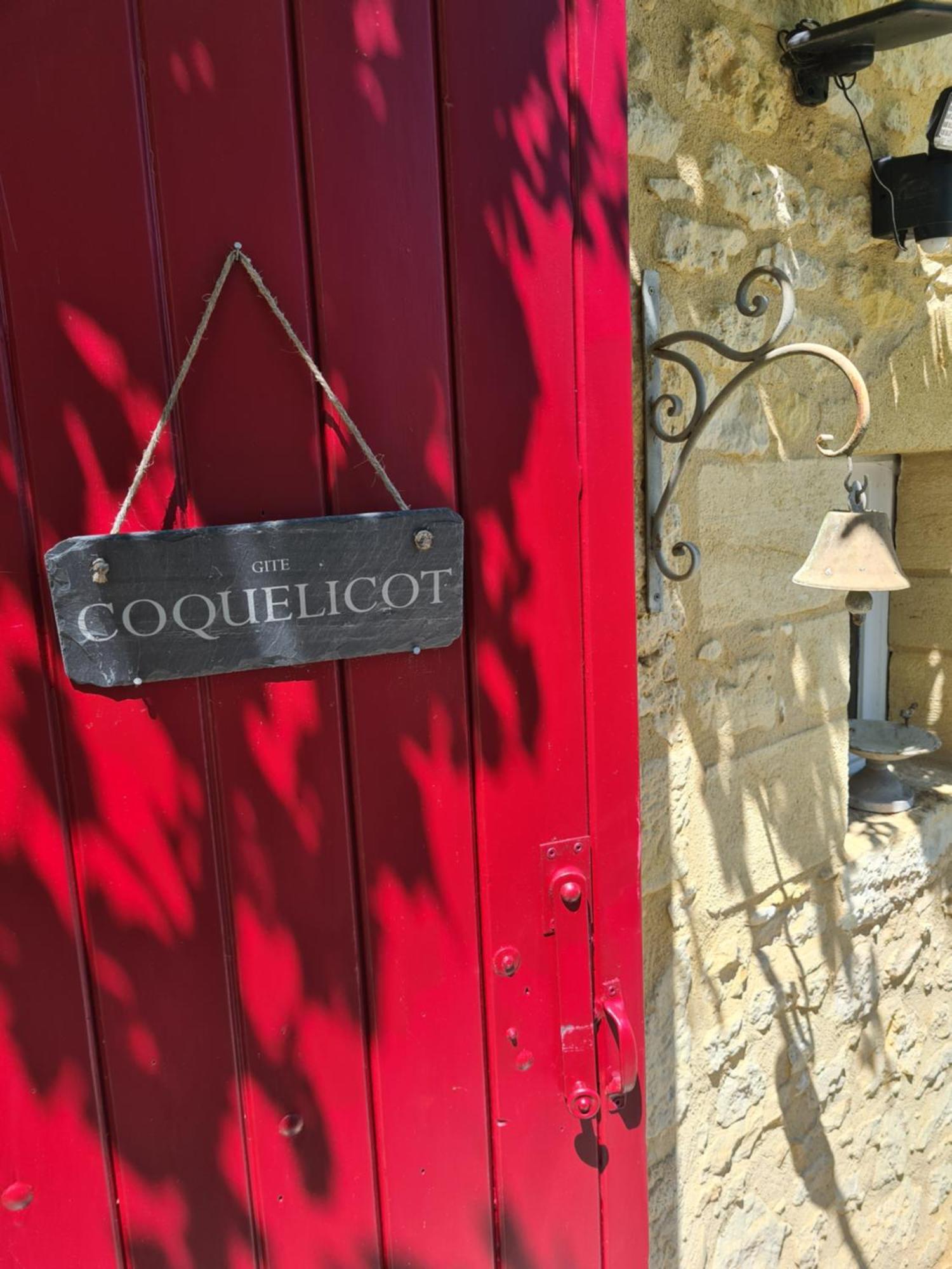 La Ferme De L'Embellie Gites Et Chambres D'Hotes Le Buisson-de-Cadouin Exteriör bild