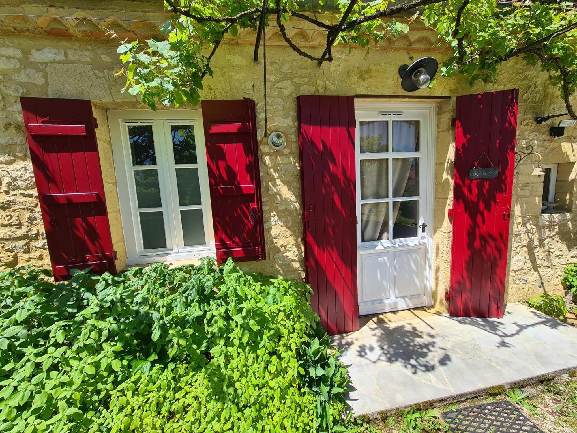 La Ferme De L'Embellie Gites Et Chambres D'Hotes Le Buisson-de-Cadouin Exteriör bild