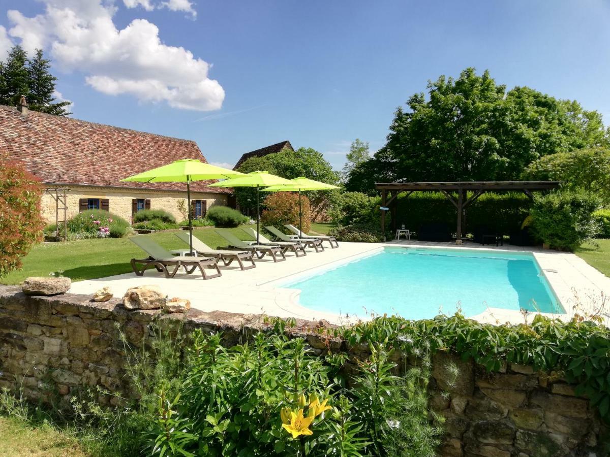 La Ferme De L'Embellie Gites Et Chambres D'Hotes Le Buisson-de-Cadouin Exteriör bild